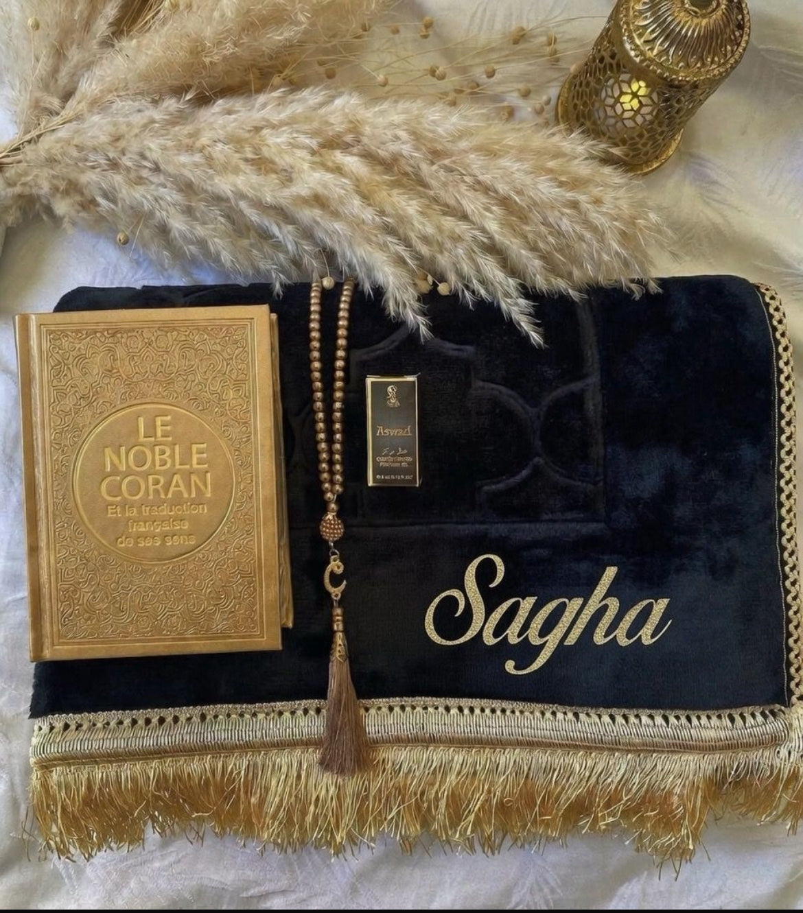 Coffret Cadeau Spirituel – Tapis, Coran & Musc Tasbih,